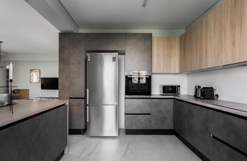 Palaio Faliro Apartment | Miraculous 3BR Apartment at Teal Faliro House