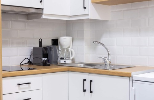 Filopappou Apartment | Modern Acropolis 2 Bedroom Apartment Steps from History
