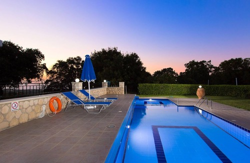 Prines Villa | Modern Countryside Villa with Private pool, spectacular view, peaceful location