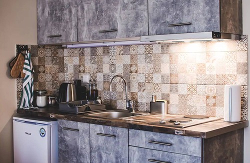 Monastiraki Apartment | Modern Studio in Athens- Psyri,Monastiraki square.