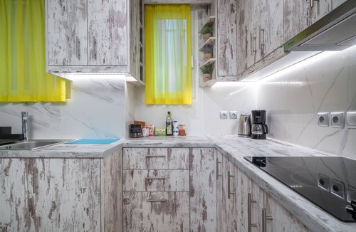 Omonia House | Modern & Stylish Apt at the Heart of Athens