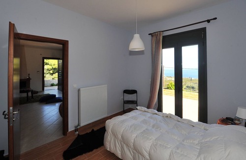 Melissopetra Villa | Modern Villa in ancient Epidaurus