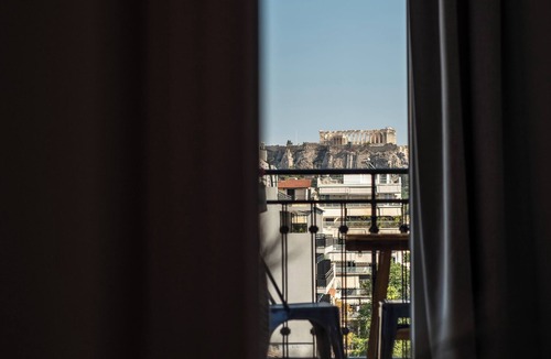 Kerameikos Apartment | Modern-vintage apartment with Acropolis Viewn500m metronHistorical Center
