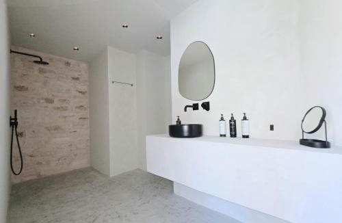 Moni Hotel | Monastery Estate Retreat