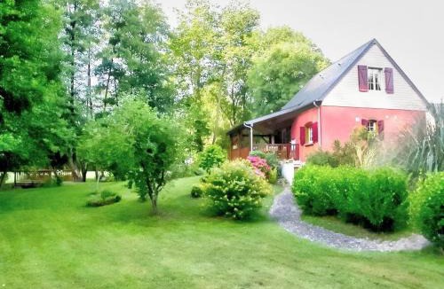 Eysus House | Moulin Vrindavan, Havre de paix en pleine nature à Eysus