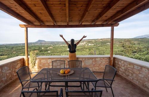 Makhairoi Villa | Mountain View Villa, by the Pool,Aris