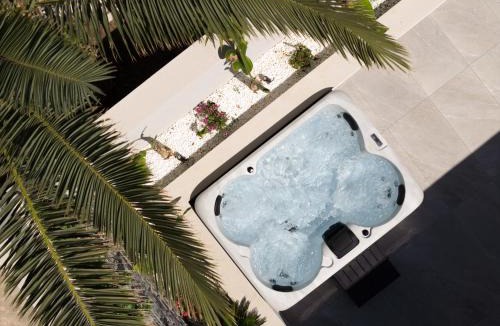 Bali Villa | Mousses Villa, with Pool & Spa Whirlpool by the Beach, By ThinkVilla