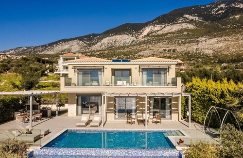 Lourdata Villa | My Villa Kefalonia, Lourdas Beach