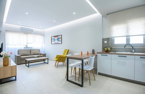 Agios Nikolaos Apartment | Mylos Apt 4, By IdealStay Experience