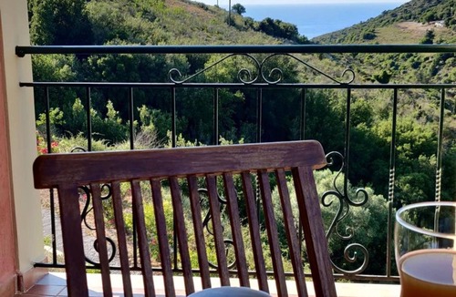 Dhrakata Apartment | Myrtos Cottages Ourania