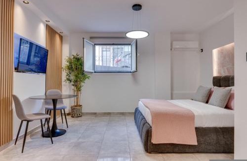 Petralona Apartment | Nancys studio at metro Petralona