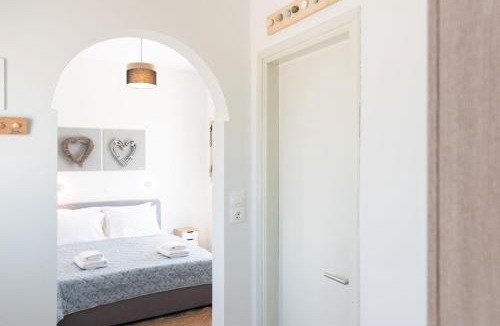 Naousa Apartment | Navi B1 Brand New 2b/d studio in Naousa