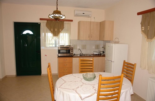 Ag. Georgios Apartment | 'Nefeli Apartment Ground Floor' with Sea View, Garden & Wi-Fi