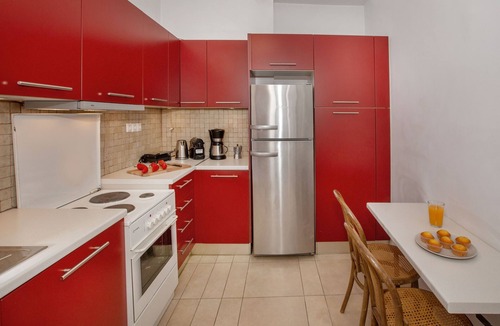 Plaka Apartment | Neoclassical Apartment close to Syntagma-Plaka
