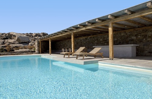 Kalafatis Villa | NEW LIBERATION VILLA 2 MYKONOS