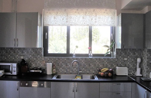 Metokhi Villa | New vacation villa, greek garden ,swimming pool, bbq, great view, 2 km from sea