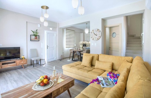 Ag. Georgios Villa | Newly Built 2-Bedroom Villa, A/C, Private Pool, 5 mins walk to Restaurants & Beach in Agios Georgios