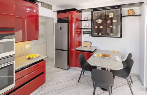 Palaio Faliro Apartment | Νice Sea View Elegant Apartment in Marina Floisvos