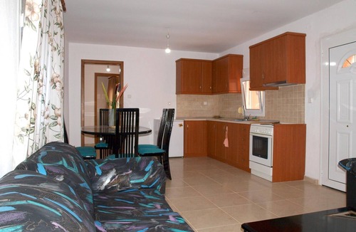 Keramidi Apartment | Nikolaou Apartments Upper Floor