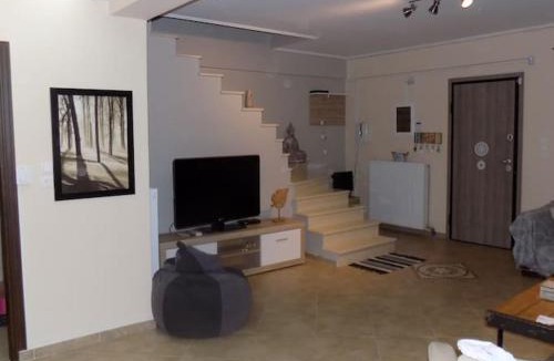 Bralos House | Nikos House Megara