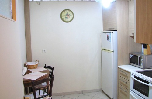 Ampelokipoi Apartment | No2 - Sunny 1-bedroom apartment