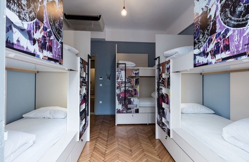 Neapoli Hotel | Nubian Hostel
