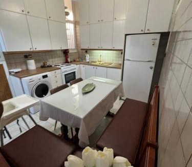 Nikaia-Agios Ioannis Rentis Apartment | Oasis Pool Flat-near 2 metro stations-