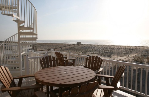 Holgate House | OceanFront, Private Beach Entrance.