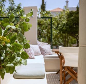 Aegina Town House | Oikia Ouranou