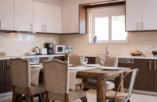 Platanias Town Cottage | Olive Garden Cottage with Heated Pool