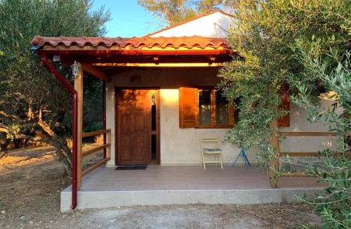 Apesokarion House | Olive Garden Home