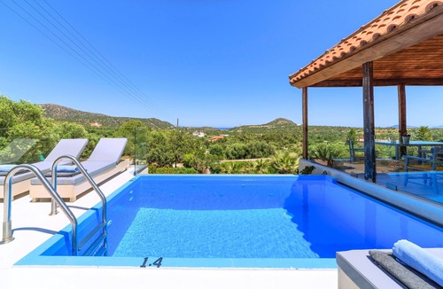 Vathi House | Olive Green Villa With Private Heated Pool