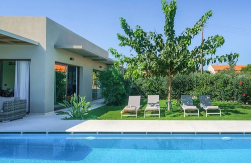 Kefalas Villa | Olympia Villas | Luxury villas with private pools!