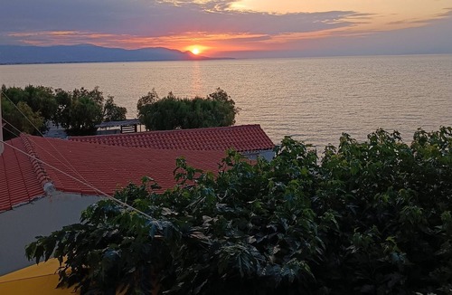 Korithion Apartment | On the Sand I Corinth Beachfront apartment