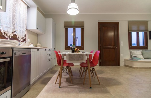 Agios Prokopios Apartment | One-Bedroom Apt with Side Sea View, Ground Floor - Gratsias Luxury Apartments