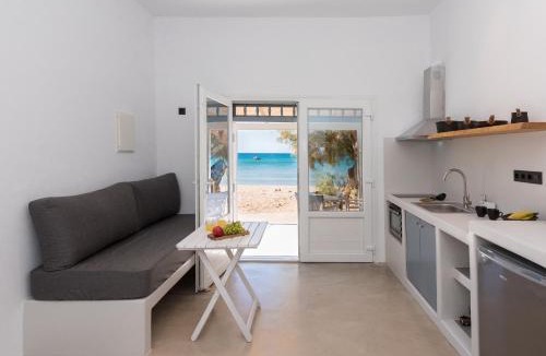Provatas House | Opal Wave Milos
