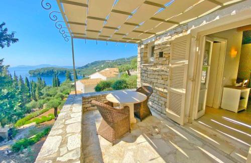 Petaleia House | Paleopetres K-Six - Premium Suite - Kalami -