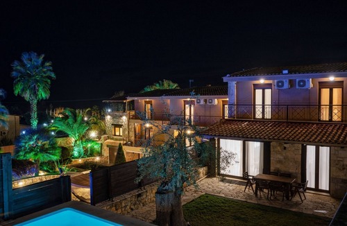 Nea Skioni Villa | Palmrise Luxury Villas - Helios Villa