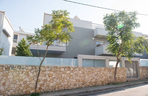 Alimos Villa | Palmyra Athens -Luxury Greek villa - just 5 min from the beach