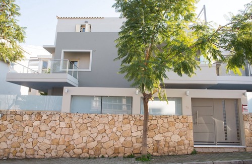 Alimos Villa | Palmyra Athens -Luxury Greek villa - just 5 min from the beach
