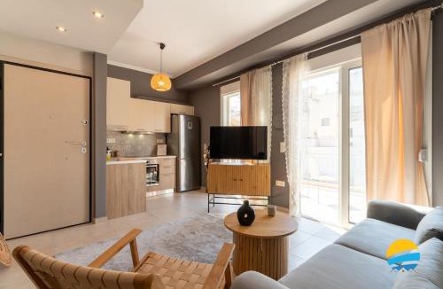 Pasalimani Apartment | Pame Rentals - 2BD Modern Home Steps from Pasalimani