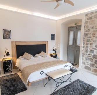 Hydra House | Paradiso