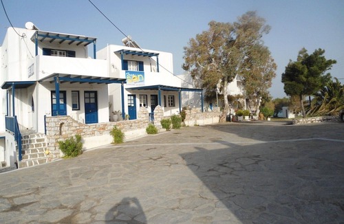 Logaras Apartment | Paros: Apartment 30 meters from the beach