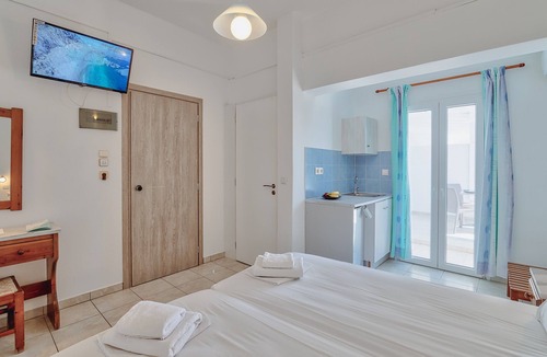 Antiparos Hotel | Pavlos Place