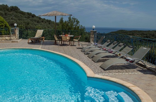 Nea Kydonia Villa | Peaceful and private family villa, big pool, wellness, views of sea and mountain