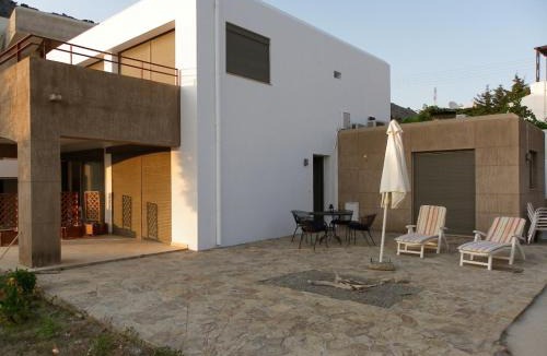 Pefkos Villa | Pefkos Beachfront Villa