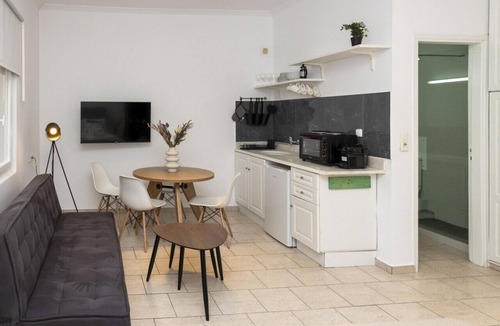 Exarhia Apartment | Phaedrus Living: Athens City Studios Angel