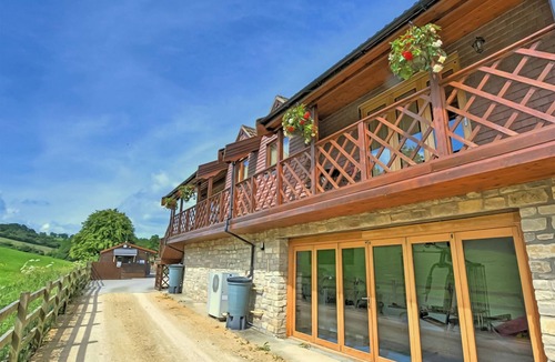 Camerton Cottage | Pine Lodge - UK46279