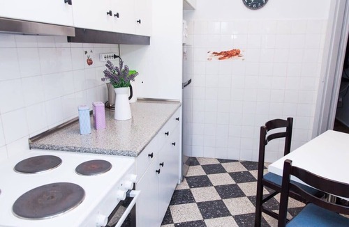 Keratsinion Apartment | Piraeus 1 Bd Cosy Apt with Balcony