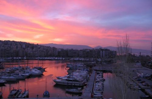 Pasalimani Apartment | Piraeus Seaview Elegant Apartments